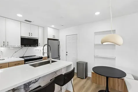 6595 SW 31st Street Miami FL 33155