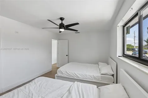 6595 SW 31st Street Miami FL 33155