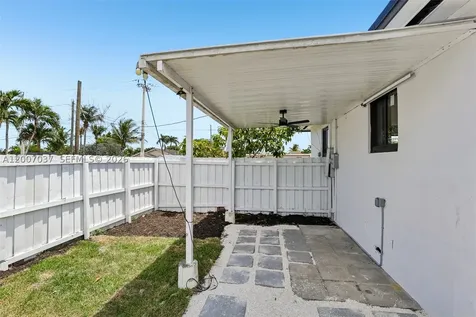 6595 SW 31st Street Miami FL 33155