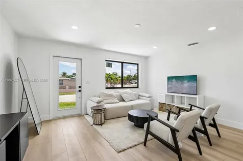 6595 SW 31st Street Miami FL 33155