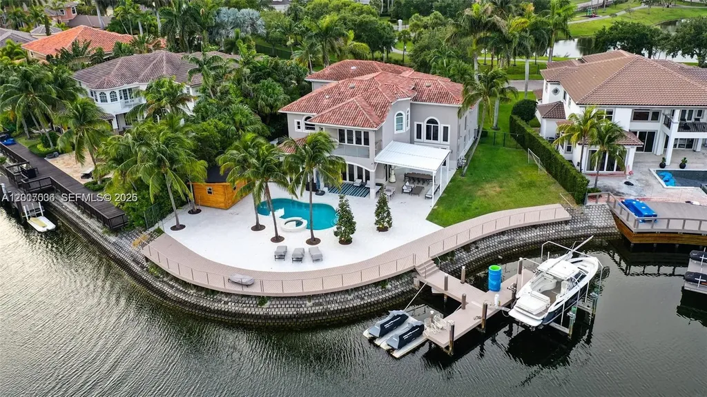 1260 Harbor Court Hollywood FL 33019