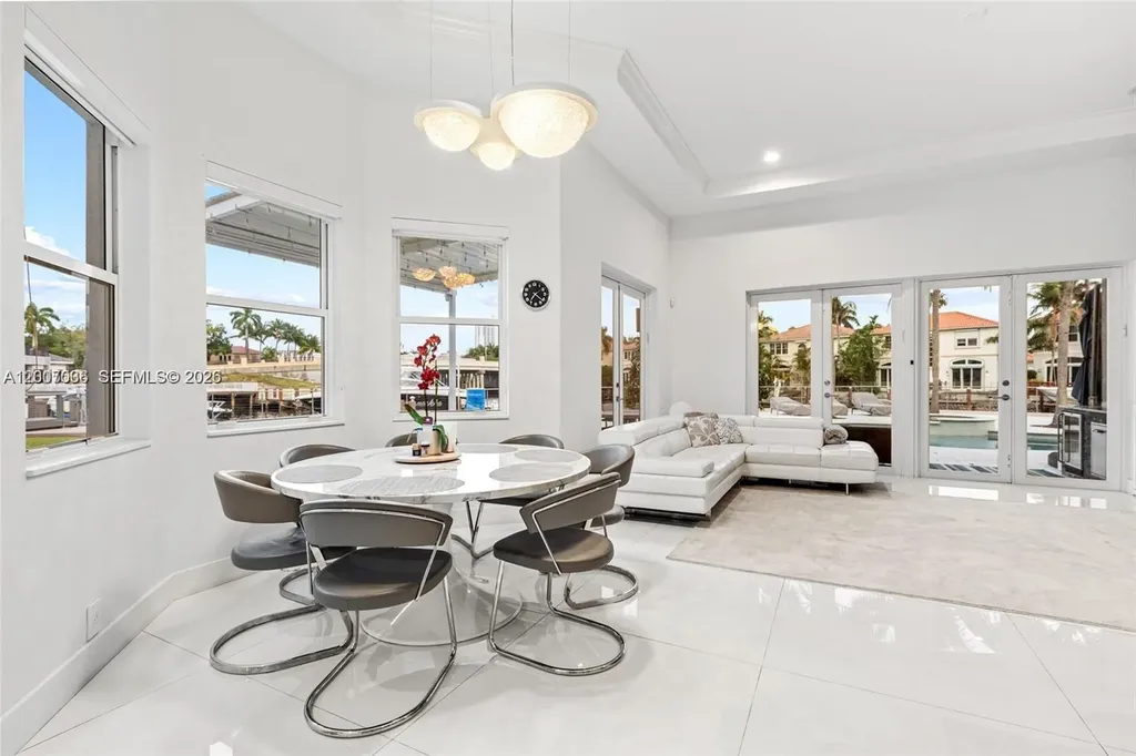 1260 Harbor Court Hollywood FL 33019