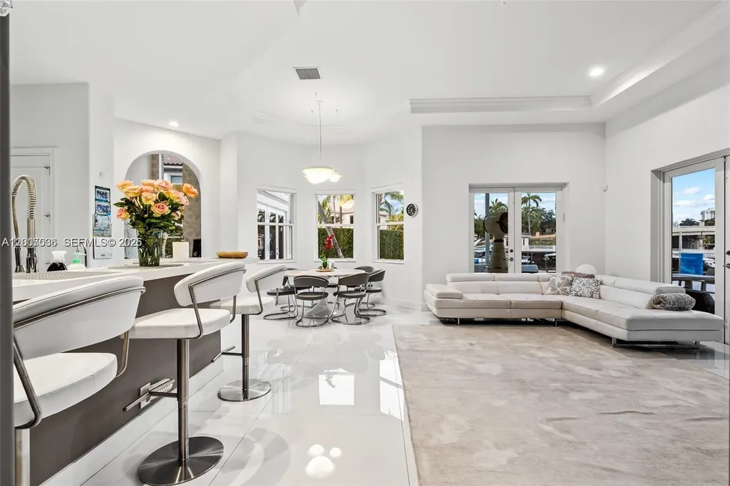 1260 Harbor Court Hollywood FL 33019