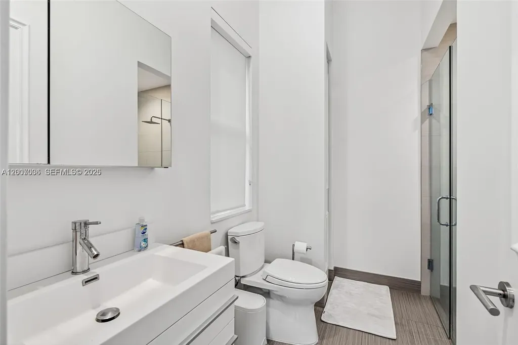 1260 Harbor Court Hollywood FL 33019