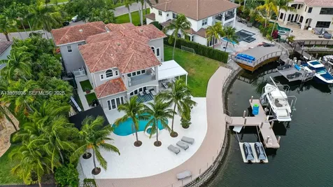 1260 Harbor Court Hollywood FL 33019