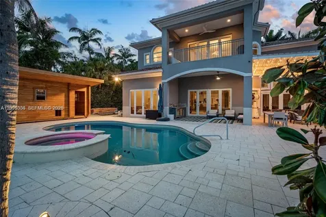 1260 Harbor Court Hollywood FL 33019