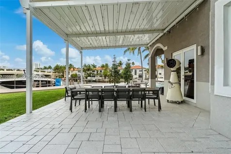 1260 Harbor Court Hollywood FL 33019