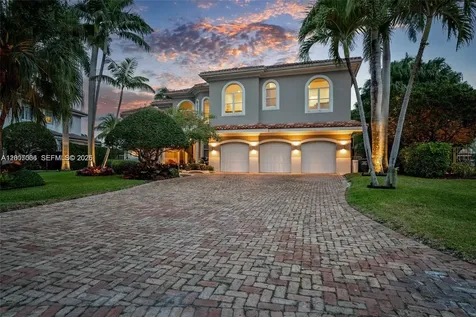 1260 Harbor Court Hollywood FL 33019