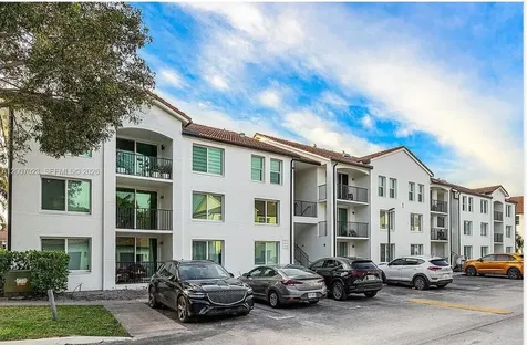 120 Villa Circle Boynton Beach FL 33435