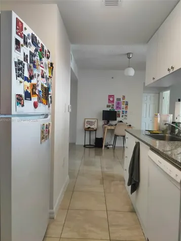 275 NE 18th Street Miami FL 33132