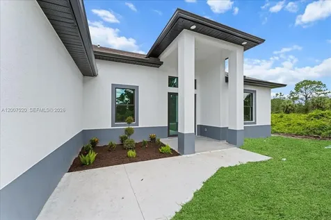 1033 E Plymouth Street E Lehigh Acres FL 33974