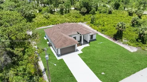 1033 E Plymouth Street E Lehigh Acres FL 33974