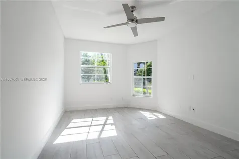 3245 NE 184th Street Aventura FL 33160