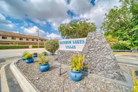 1720 NW 92nd Avenue Pembroke Pines FL 33024