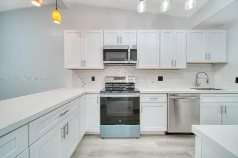 1720 NW 92nd Avenue Pembroke Pines FL 33024