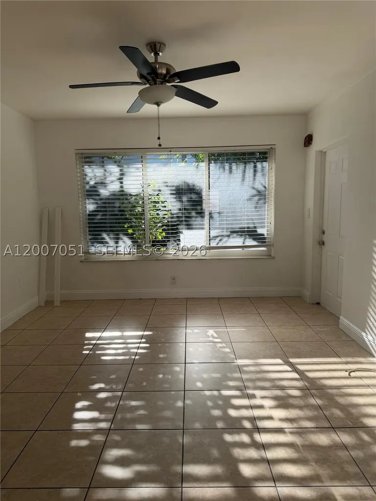 812 NE 90 Miami Shores FL 33138