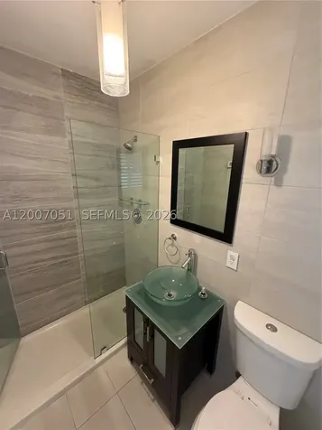 812 NE 90 Miami Shores FL 33138