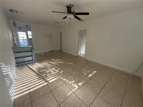 812 NE 90 Miami Shores FL 33138