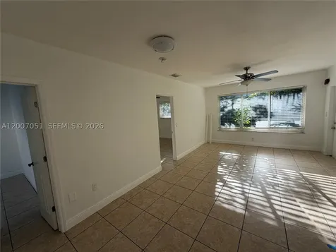 812 NE 90 Miami Shores FL 33138