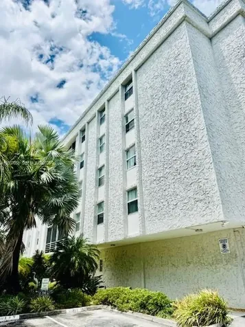 North Miami FL 33181