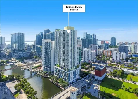 185 SW 7th Street Miami FL 33130