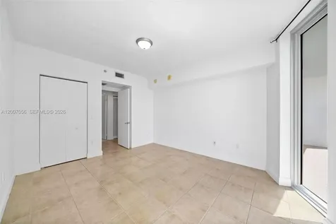 185 SW 7th Street Miami FL 33130