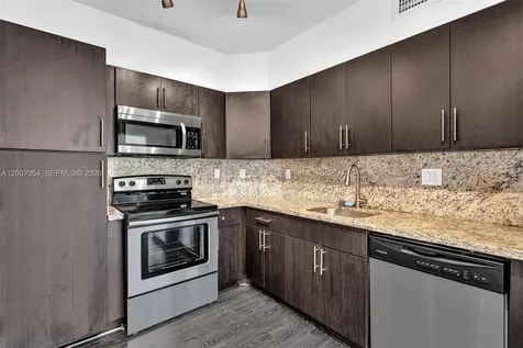 500 Bayview Drive Sunny Isles Beach FL 33160