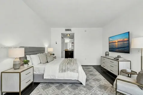 500 Bayview Drive Sunny Isles Beach FL 33160