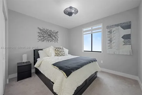 8387 NW 43rd Street Doral FL 33166