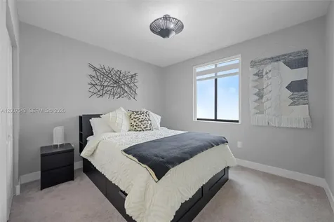8387 NW 43rd Street Doral FL 33166