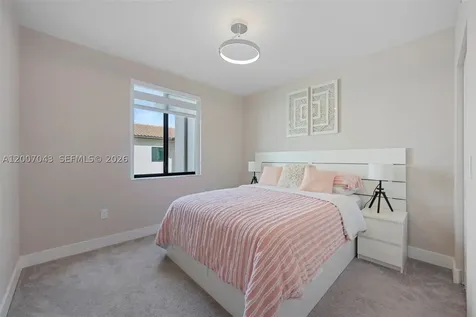 8387 NW 43rd Street Doral FL 33166