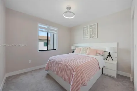 8387 NW 43rd Street Doral FL 33166