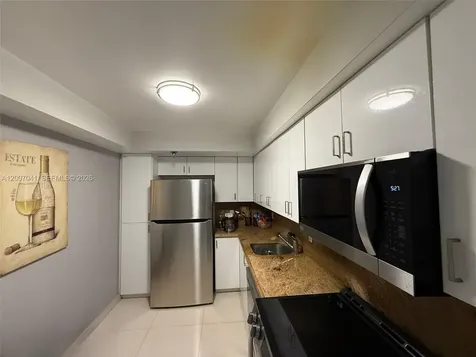20505 E Country Club Drive Aventura FL 33180