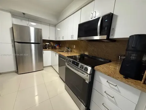 20505 E Country Club Drive Aventura FL 33180