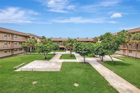 4121 NW 26th Street Lauderhill FL 33313