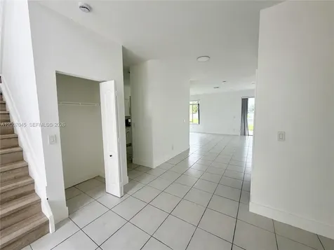 Pembroke Pines FL 33332