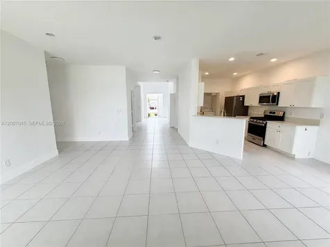 Pembroke Pines FL 33332