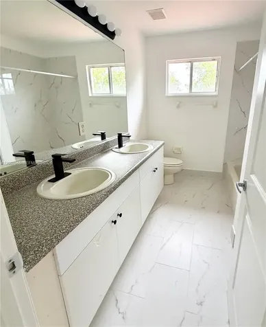 Pembroke Pines FL 33332