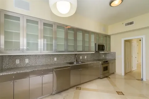 888 Brickell Key Drive Miami FL 33131