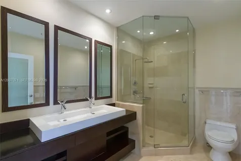 888 Brickell Key Drive Miami FL 33131