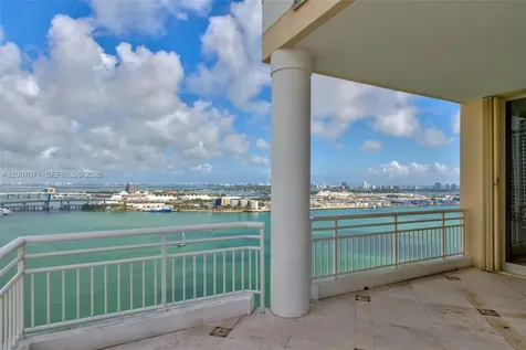 888 Brickell Key Drive Miami FL 33131