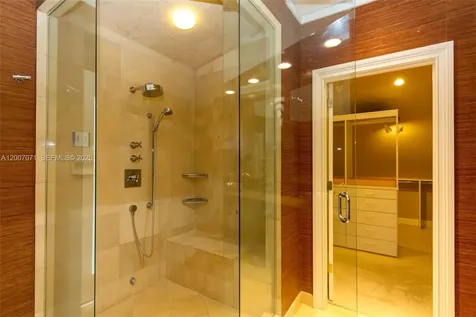 888 Brickell Key Drive Miami FL 33131