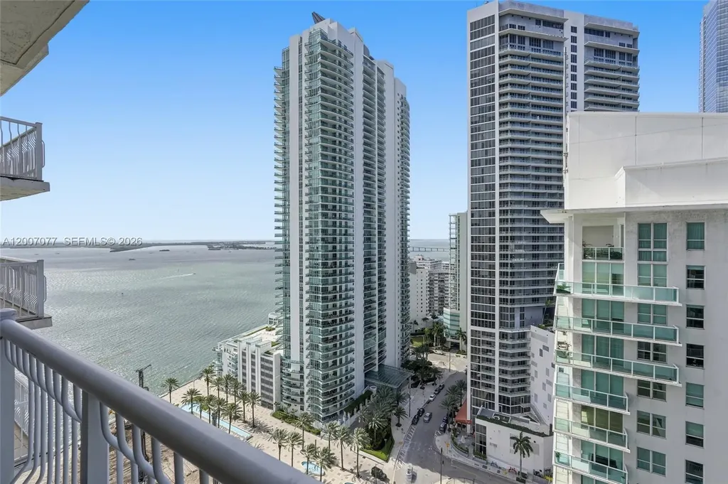 1200 Brickell Bay Drive Miami FL 33131