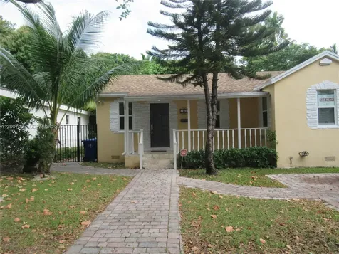 4245 SW 7th Street Miami FL 33134