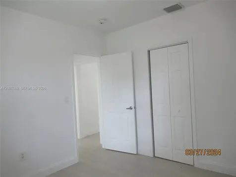 4245 SW 7th Street Miami FL 33134