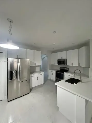 16475 SW 84th Lane Miami FL 33193
