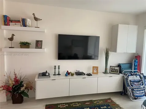 5100 N Ocean Boulevard Lauderdale By The Sea FL 33308