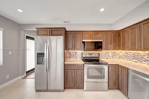 7470 SW 37th Street Miami FL 33155