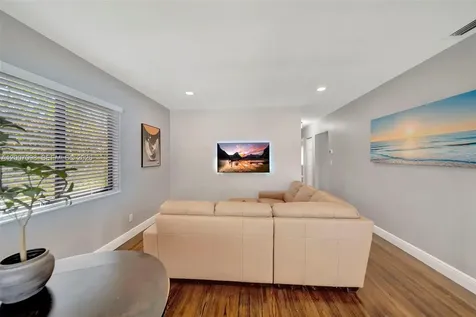 7470 SW 37th Street Miami FL 33155