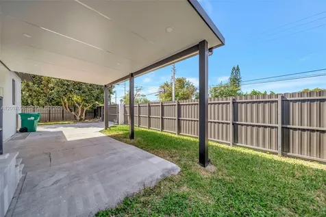 7470 SW 37th Street Miami FL 33155